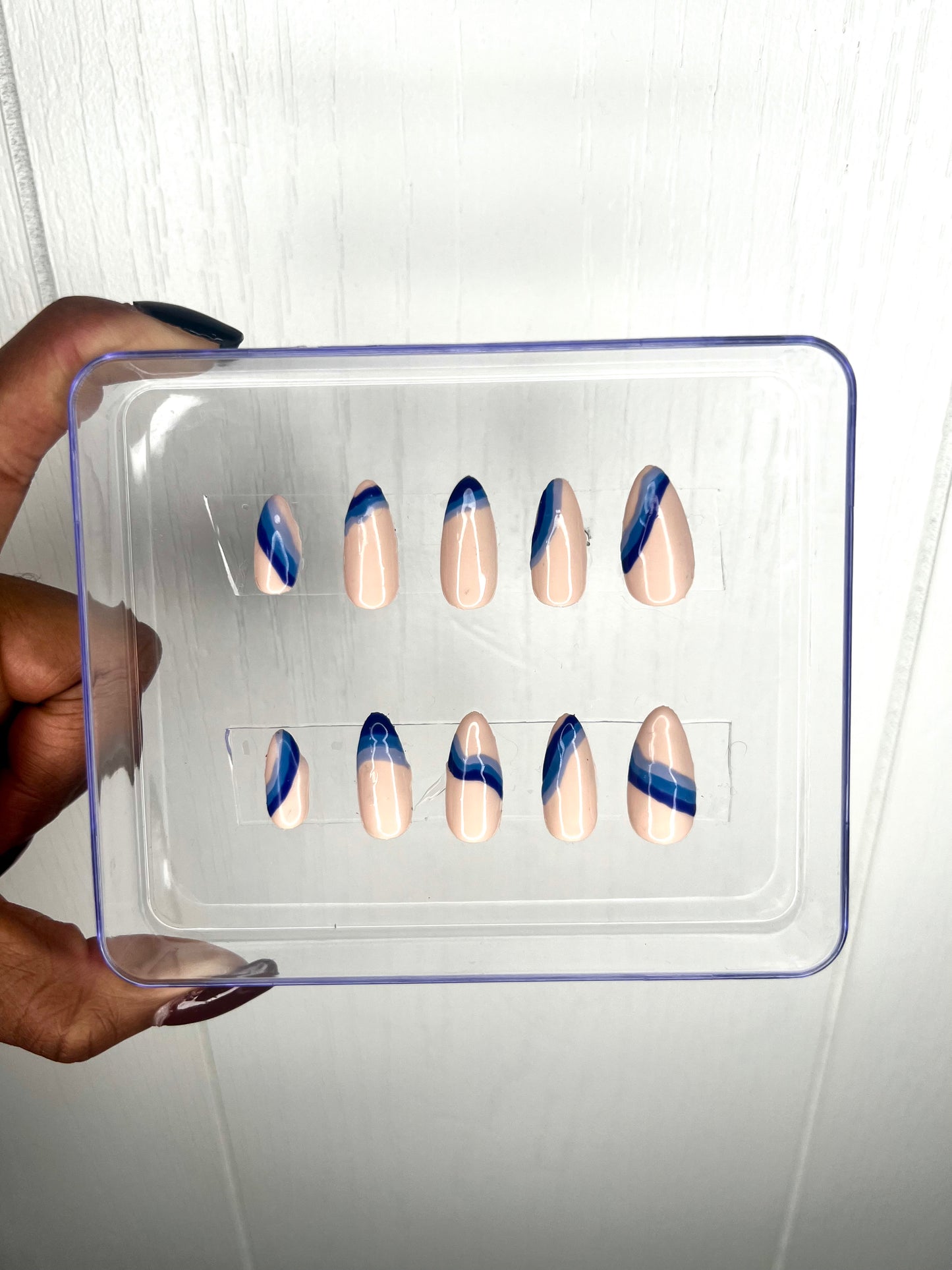 “Riptide ” Press On Nail Set