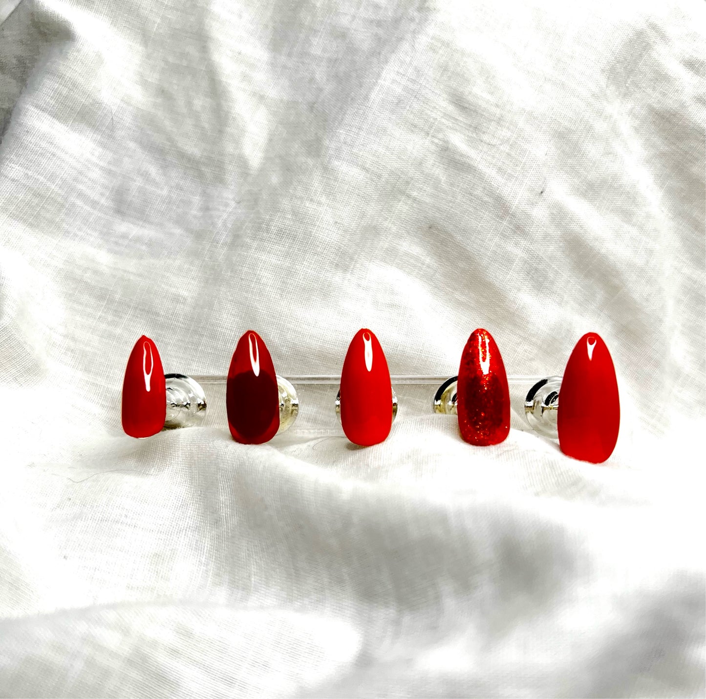 “Sunburst” Press On Nail Set