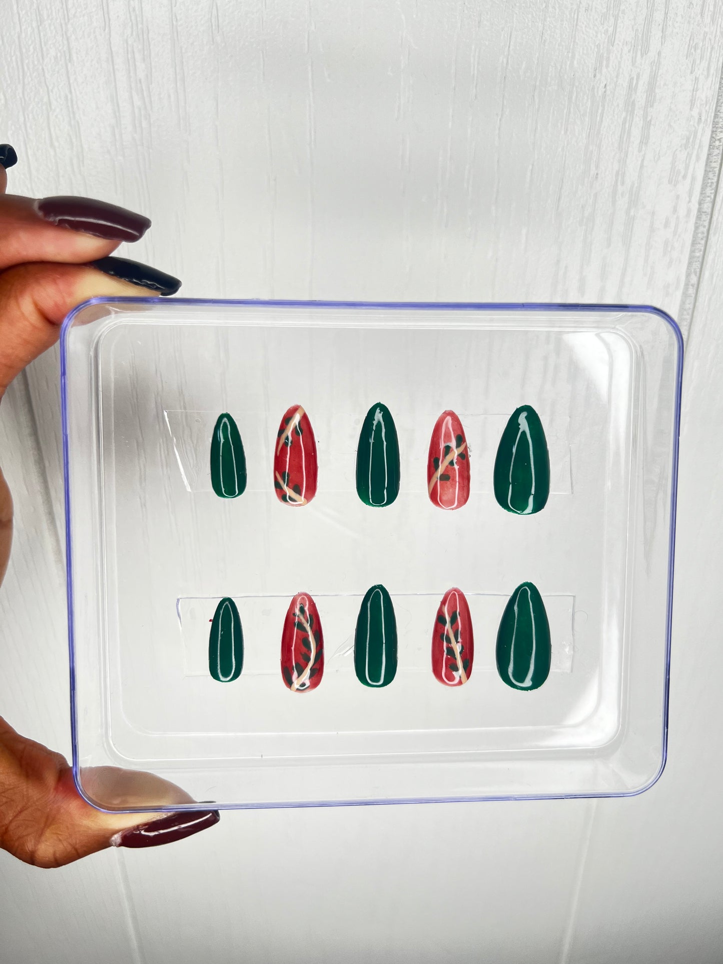 “Olive Branch” Press On Nail Set